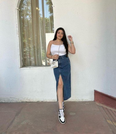 Contact Sexy Call Girls Goa  9899855202 High Profile Escorts Service