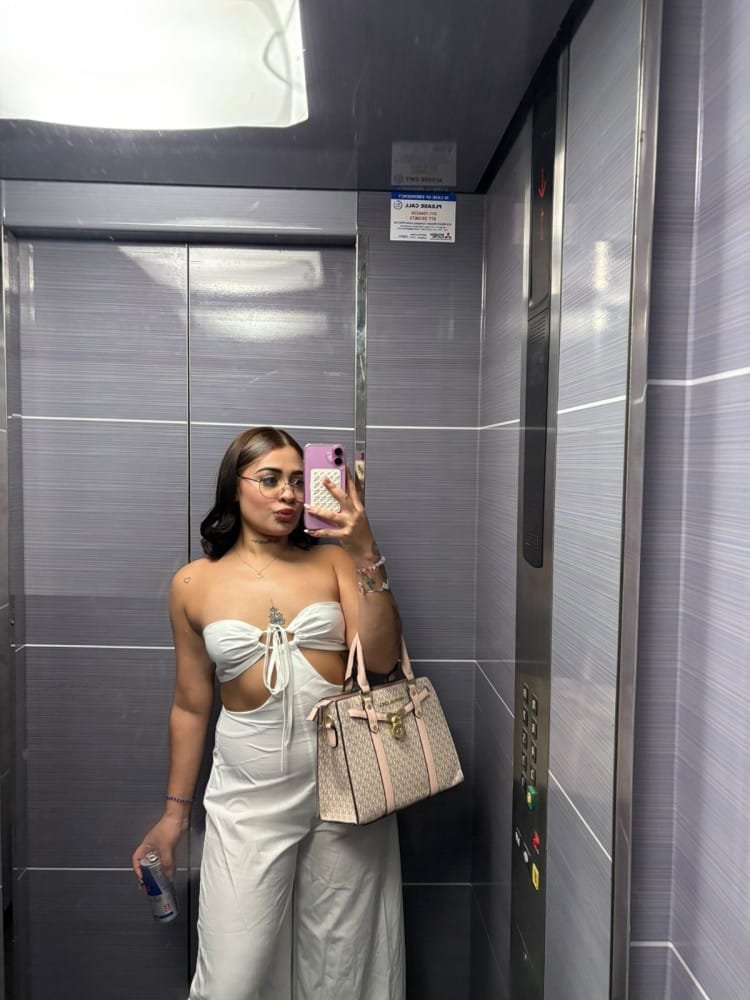 Late-Night Call Girls in Chhatarpur (Delhi) – Delhi Escorts 9220592151
