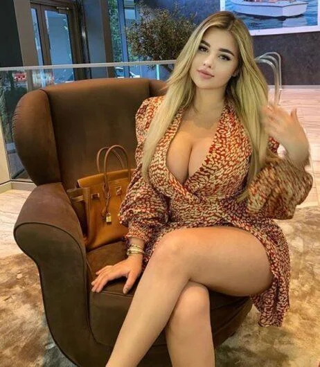 Call Girls In Gurgaon Sector 52, 9718990946 Escort Service In Delhi